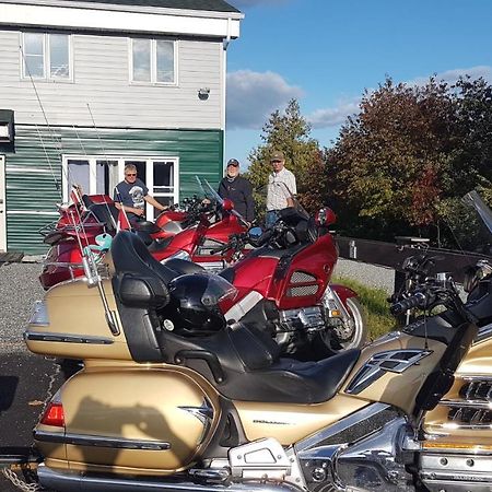 Preferred Rooms By Crestview Guest House Chapleau Eksteriør bilde